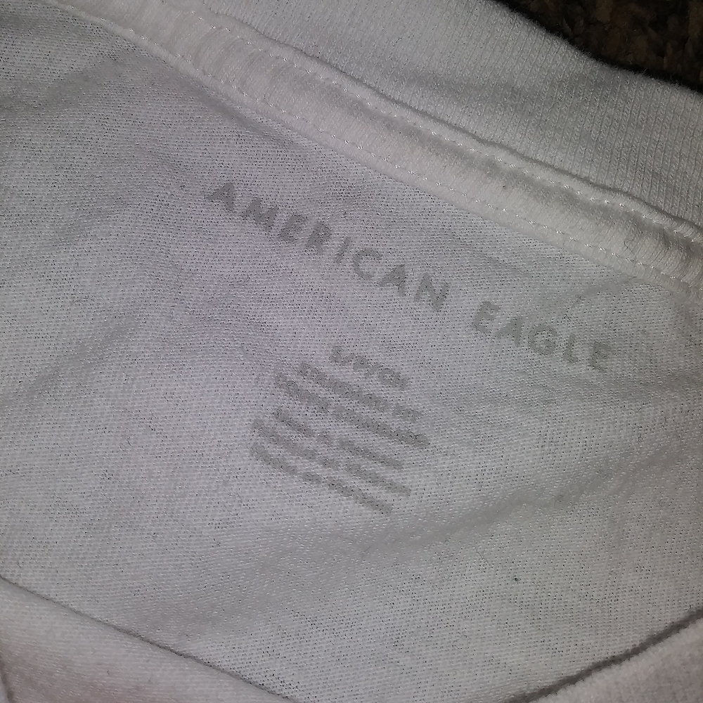 White american eagle long sleeve